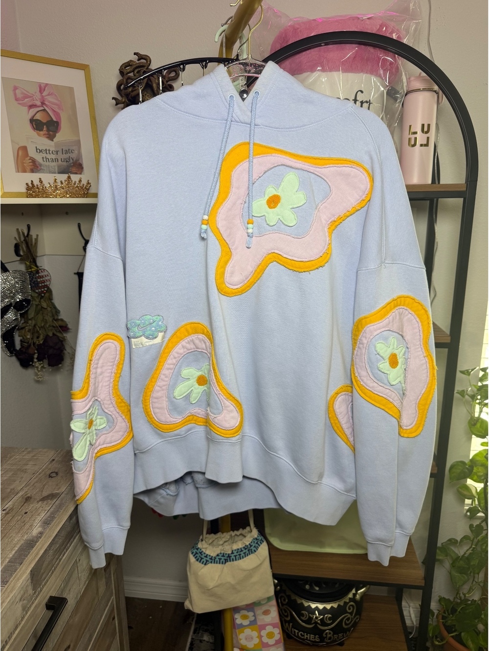 Nike Women's Light Blue Floral Embroidered Hoodie Sweatshirt Rare XXL